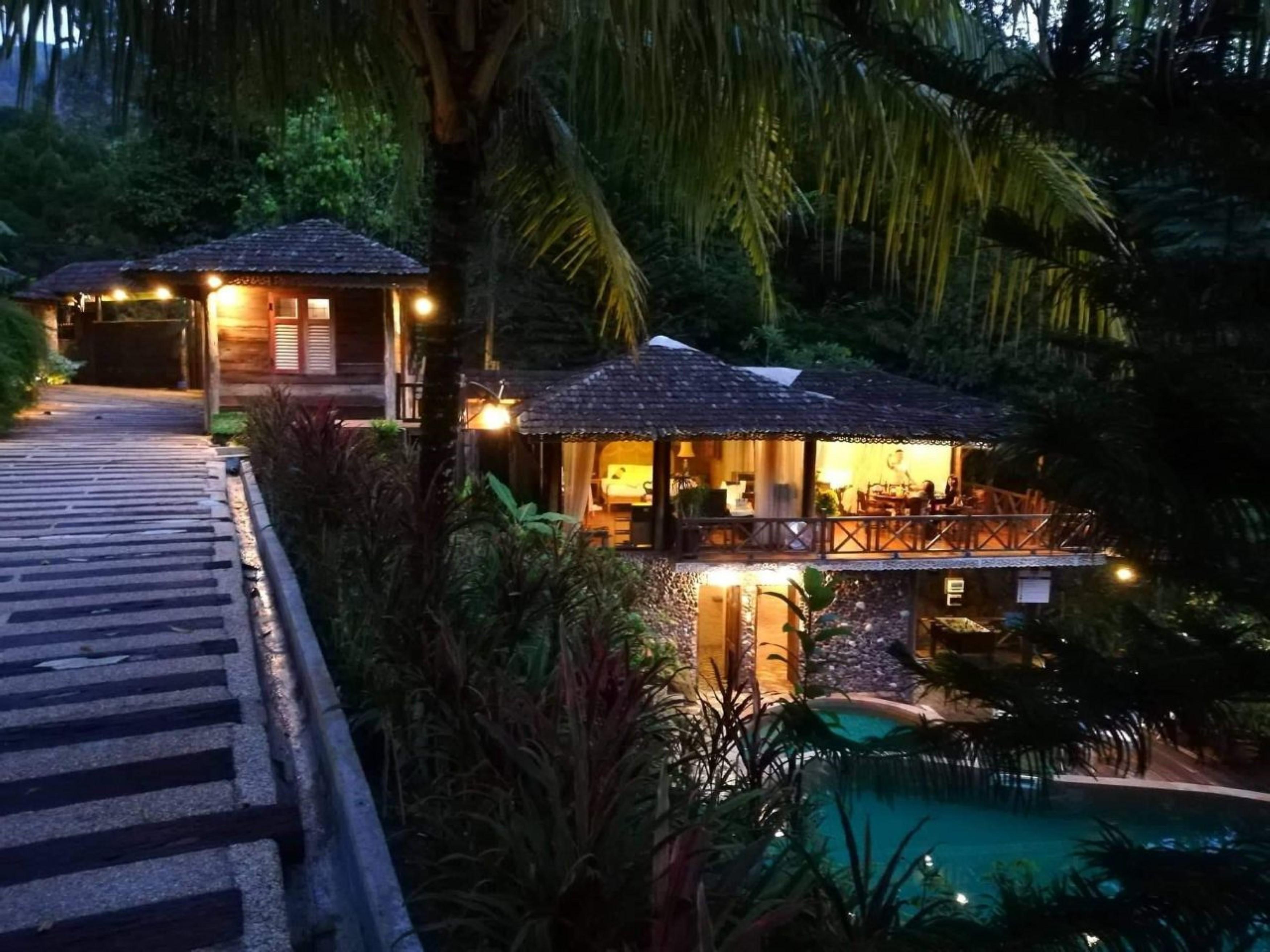 Fig Tree Hills Resort Bayan Lepas Extérieur photo