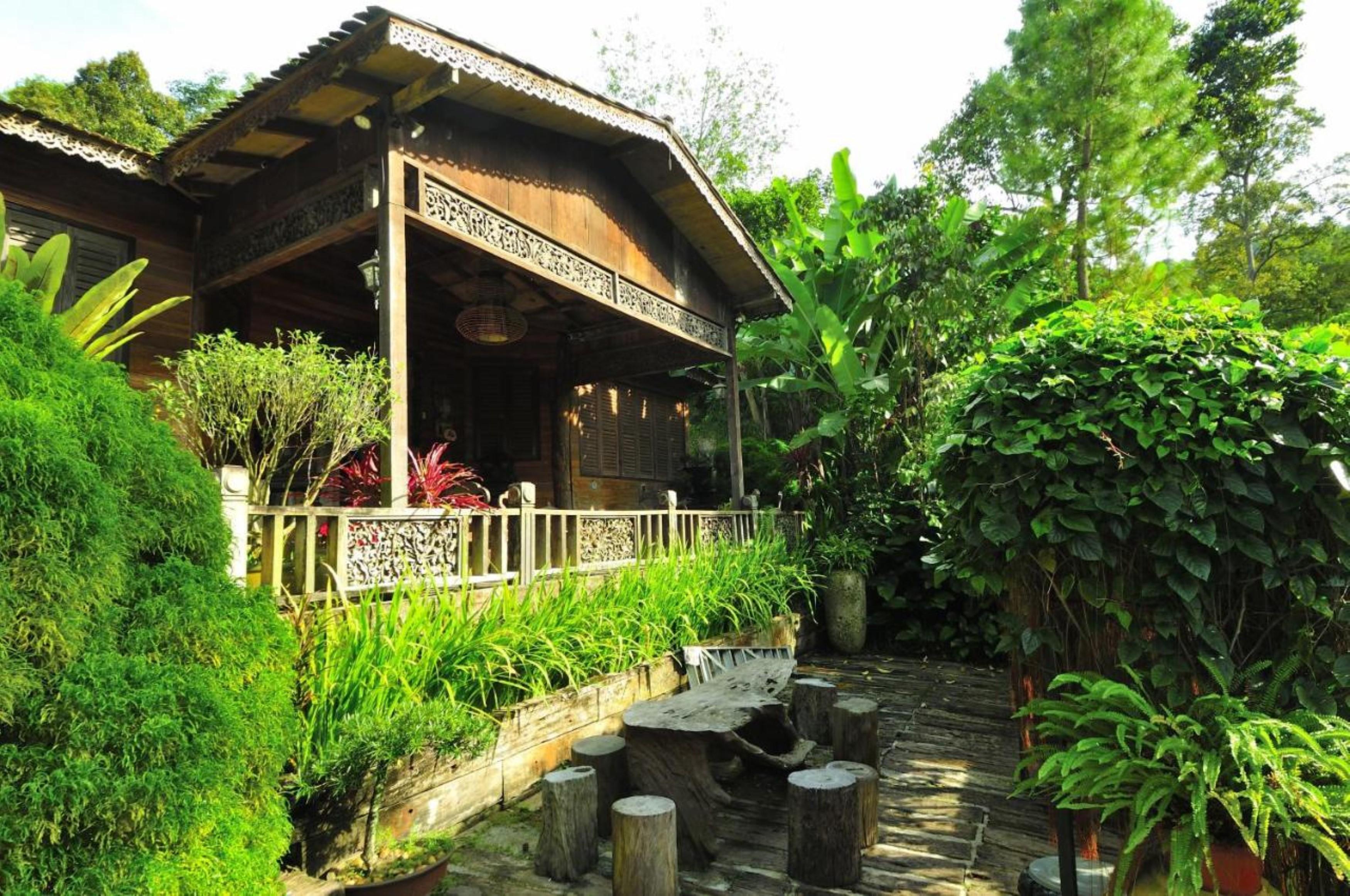 Fig Tree Hills Resort Bayan Lepas Extérieur photo